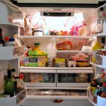Mẹo hay giúp bạn khử mùi hôi trong tủ lạnh cực hiệu quả