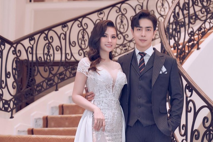 Thu Thủy lấy lại vóc dáng thon gọn sau 20 ngày sinh con