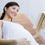 Những cuốn sách hay nhất cho những người sắp làm mẹ