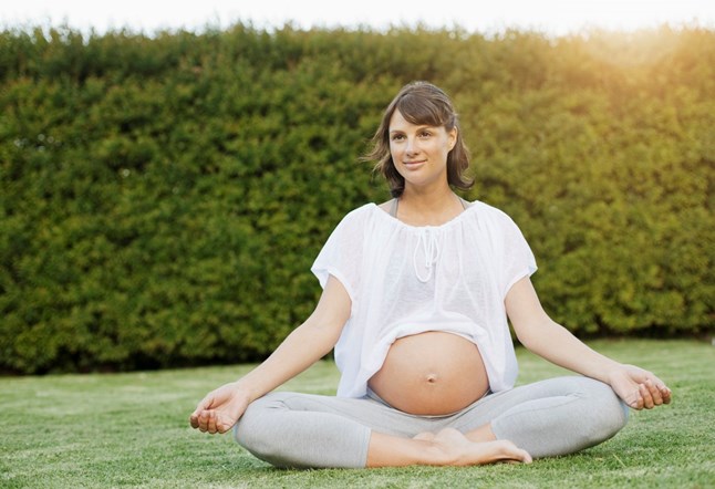 Những bài tập thở giúp bà bầu giảm hen suyễn khi mang thai