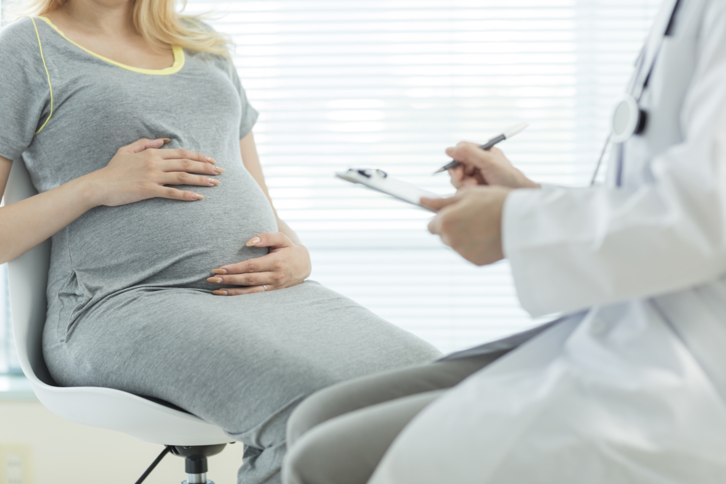 Phù nhau thai: Nguyên nhân và triệu chứng mà bà bầu cần lưu ý