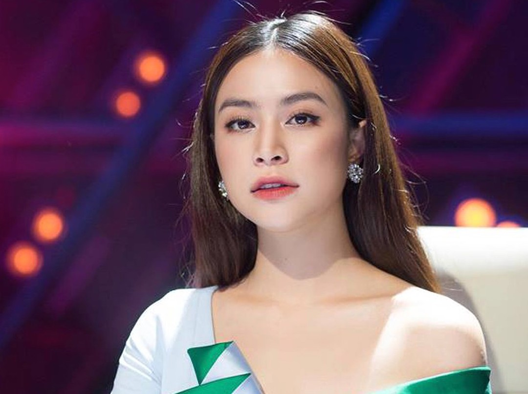 Người đàn ông giúp Hoàng Thùy Linh vượt qua scandal hơn 10 năm trước là ai?