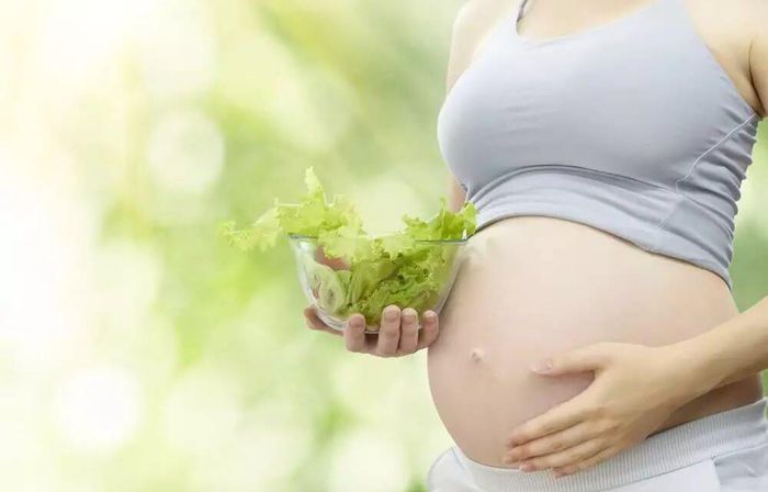 Mang thai bé gái nên ăn gì? Bật mí ngay cho mẹ bầu những điều cần biết