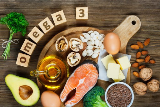 Omega 3 là một axit béo chưa no thiết yếu có chứa EPA, DHA giúp hỗ trợ phát triển não bộ, thị giác, hệ tim mạch của thai nhi.