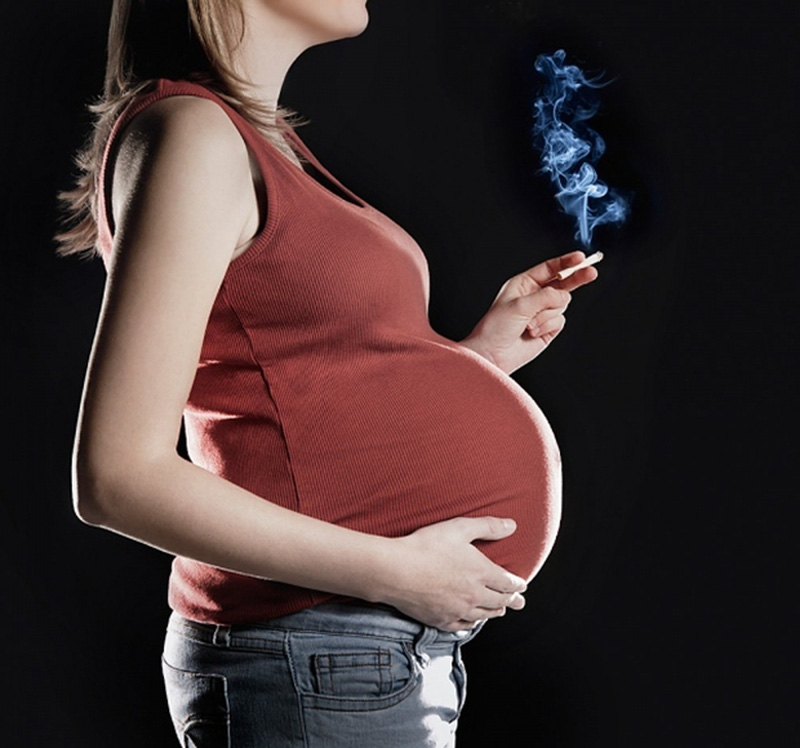 Hành động khi mang thai của mẹ có thể ảnh hưởng lớn tới bé yêu.