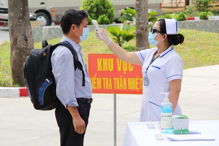 Quy tắc công sở trong mùa dịch Covid-19, bất kì nhân viên văn phòng nào cũng phải thực hiện