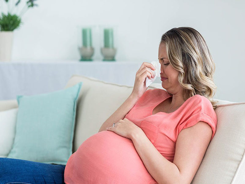 Viêm mũi dị ứng khi mang thai ảnh hưởng đến thai nhi như thế nào?