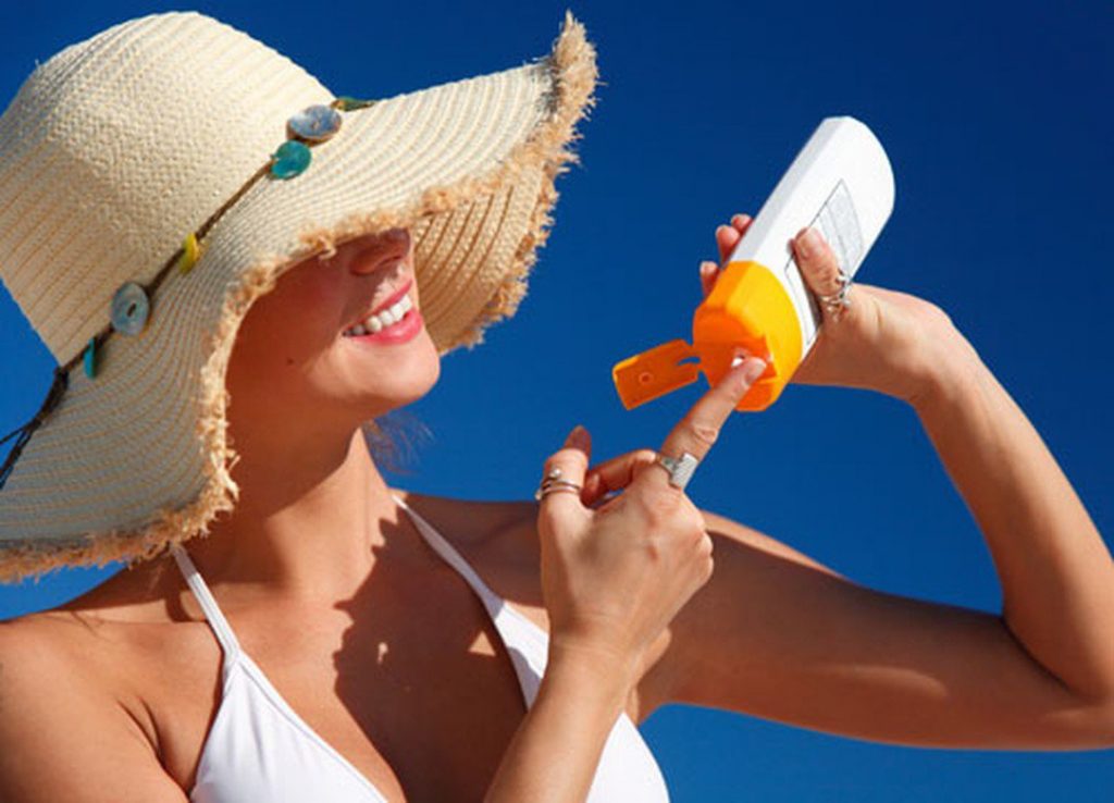 Công dụng, cách sử dụng và lưu ý khi sử dụng kem chống nắng cho da khô để đạt hiệu quả tốt nhất 3