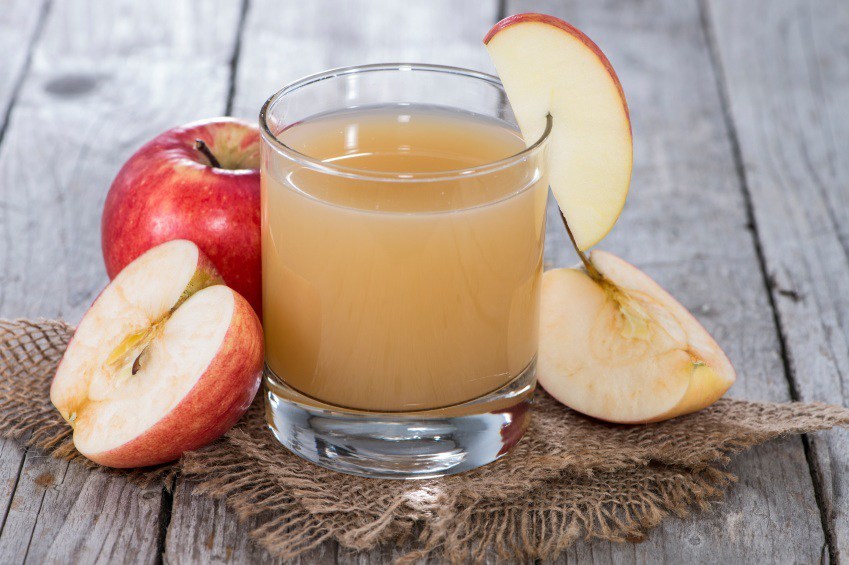 1 cốc nước ép táo mỗi ngày không chỉ mang đến những lợi ích không ngờ cho sức khỏe mà còn làm đẹp hơn cho mẹ bầu