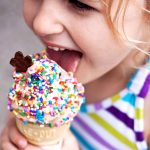 3 thực phẩm không nên cho trẻ ăn trước giờ đi ngủ kẻo ảnh hưởng đến trí não
