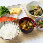 Học tập người Nhật cách ăn uống để kéo dài tuổi thọ