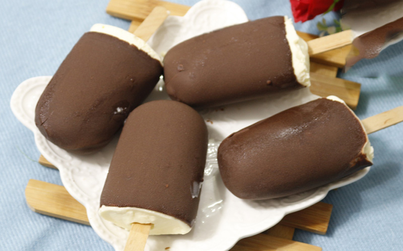 Cách thực hiện kem vani phủ socola thật tuyệt vời tấn công cất cánh dòng sản phẩm rét mướt mùa hè