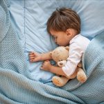 Top 5 mẹo dân gian giúp trẻ ngủ ngon, không chập chờn