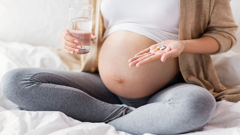 Viên uống chống nắng: Bà bầu sử dụng có ảnh hưởng gì đến thai nhi không?
