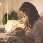 Góc giải đáp: mẹ bị tắc tia sữa nên chườm nóng hay lạnh? Bật mí cách chườm hiệu quả