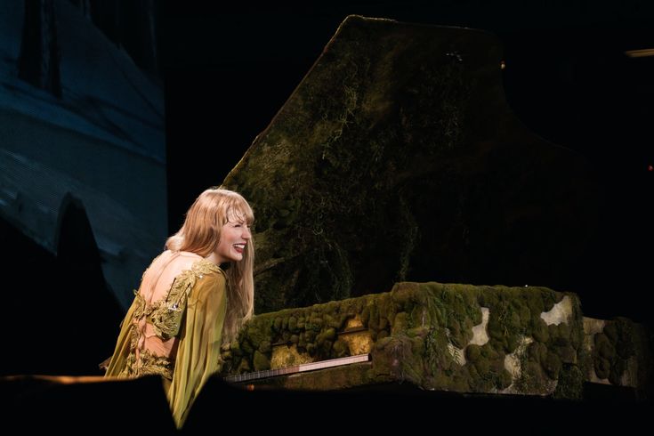 Taylor Swift phá vỡ mọi giới hạn với kỷ lục mới đầy ấn tượng