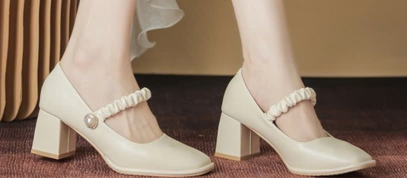 Tủ đồ sẽ “lên hạng” nếu bạn biết 6 cách chọn giày trắng này