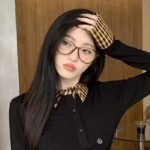 Tủ đồ tinh gọn nhưng thời thượng: 4 kiểu áo “xịn mịn” không bao giờ lỗi mốt