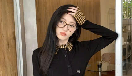 Tủ đồ tinh gọn nhưng thời thượng: 4 kiểu áo “xịn mịn” không bao giờ lỗi mốt