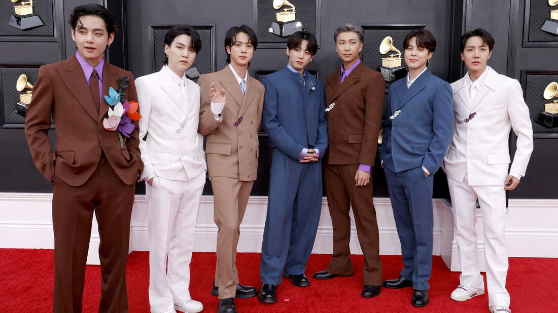 BTS phá kỷ lục RIAA: Sở hữu 13 đĩa bạch kim, nhiều nhất lịch sử K-pop tại Mỹ