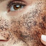 Tẩy da chết sai cách – thủ phạm âm thầm khiến da bạn lão hóa sớm