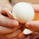 Mẹo luộc trứng cực đỉnh với chanh: Đơn giản nhưng hiệu quả bất ngờ