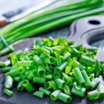 Đừng bỏ qua 7 công dụng tuyệt vời của hành lá cho sức khỏe