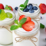Chuyên gia nói gì về việc ăn sữa chua vào ban đêm?