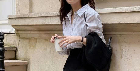 Diện 4 kiểu áo sáng màu này, chị em auto trẻ xinh – mát rượi cả ngày hè