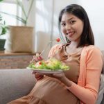 Mẹ bầu ăn gì để da mịn, không sạm nám? 5 nhóm thực phẩm giúp “đẹp từ trong bụng”