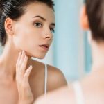 Retinol trị mụn, trẻ hóa nhưng cũng có mặt trái: 7 tác dụng phụ bạn cần biết