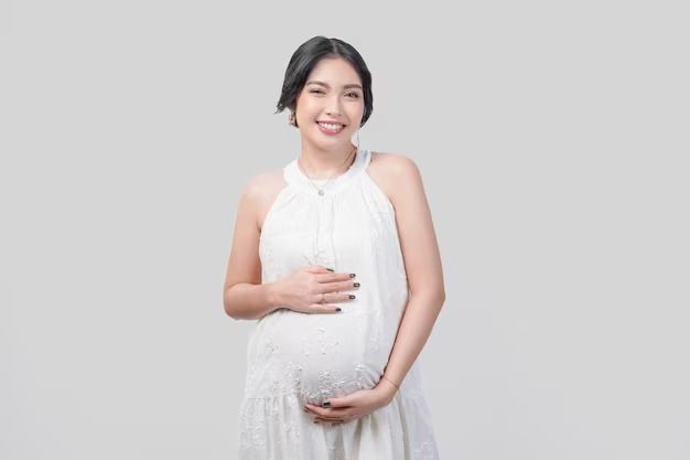 Dinh dưỡng đúng cách trong 3 tháng đầu giúp thai nhi phát triển trí não