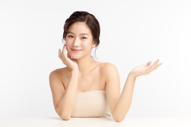 Làn da trẻ lâu nhờ 7 phương pháp tự nhiên được chuyên gia khuyên dùng
