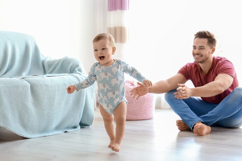 Trẻ biết đi muộn chưa chắc là chậm phát triển – Có thể là dấu hiệu trẻ rất thông minh