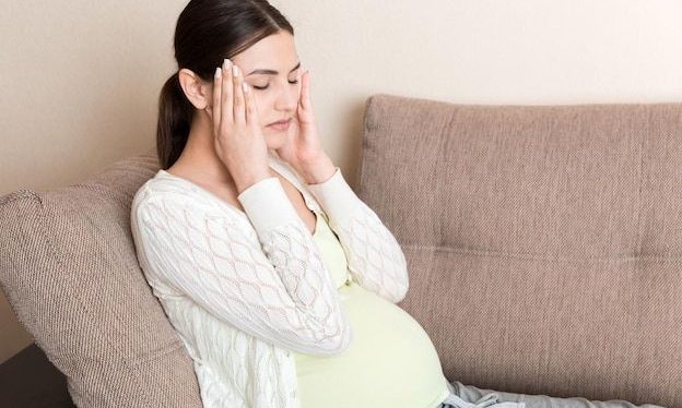 “Não cá vàng” khi mang thai: Vì sao mẹ bầu hay quên và cách cải thiện