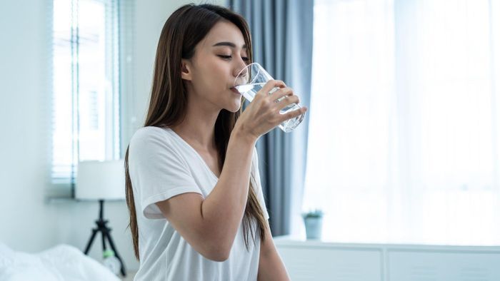 Dấu hiệu cơ thể cảnh báo bạn đang thiếu nước trầm trọng