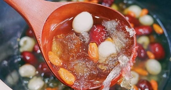 Làm đẹp từ căn bếp: Cách nấu chè dưỡng nhan cực dễ cho người mới bắt đầu