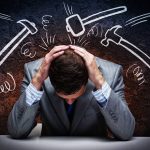 Những thói quen âm thầm bào mòn sức khỏe bạn mỗi ngày