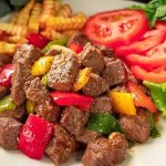 Xào thịt bò thế nào để mềm ngon, nguội vẫn không dai?