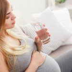 7 loại thực phẩm giúp bà bầu dưỡng da đẹp từ bên trong