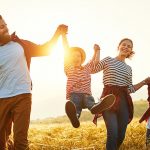 3 đặc điểm chung của những đứa trẻ sau này trở nên xuất chúng và giàu có