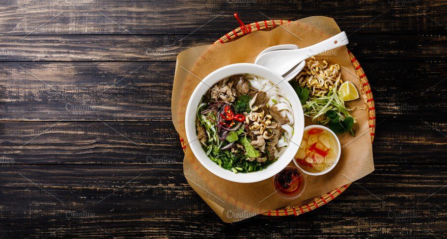 Học cách nấu phở bò chuẩn vị xưa, chỉ với vài bước dễ làm