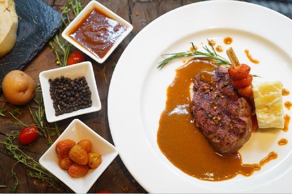 Bí quyết làm bò sốt tiêu đen thơm nức mũi, mềm tan như nhà hàng 5 sao