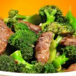 Lỡ tay nêm mặn? Những mẹo “cứu nguy” giúp món ăn trở lại tròn vị