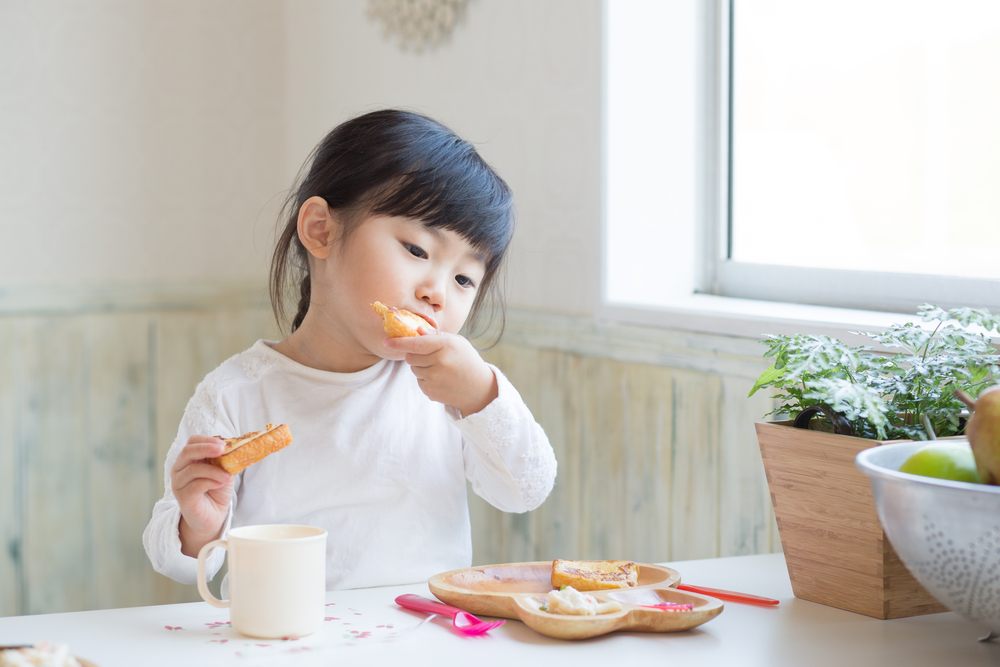 Trẻ bụ bẫm vẫn thiếu chất: Hiểu lầm dinh dưỡng phổ biến của cha mẹ Việt