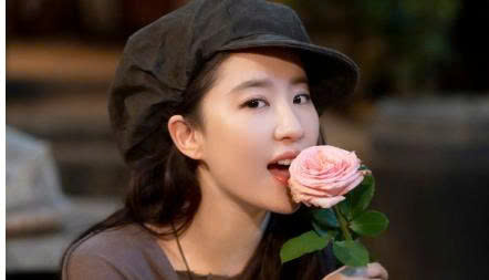 Bí mật làm sạch da tối giản mà hiệu quả của ‘thần tiên tỷ tỷ’ Lưu Diệc Phi