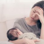 Thiếu ngủ sau sinh: Nguy cơ trầm cảm tăng cao, sức khỏe mẹ suy giảm nghiêm trọng