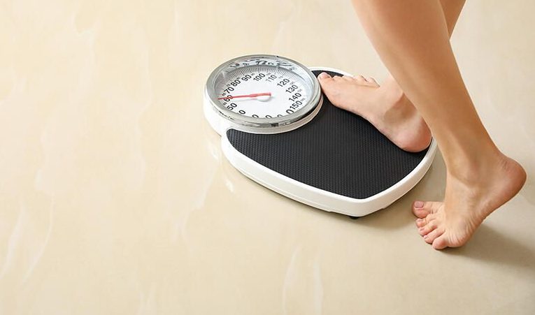 Các thói quen khiến cân nặng “leo thang” không ngờ tới