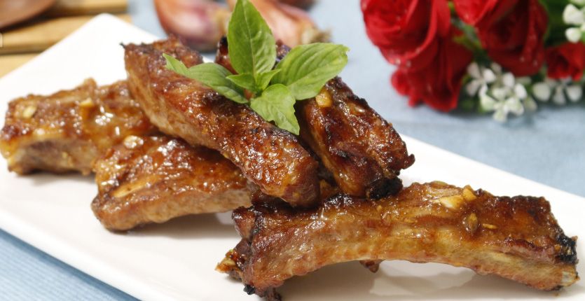 Công thức sườn nướng mật ong dễ làm cho cả gia đình