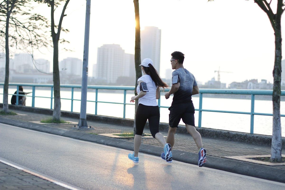 Tập thể dục sáng sớm: Lợi hay hại?
